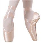 Capezio Aria Pointe Shoe (Width: Medium, Size: 4)